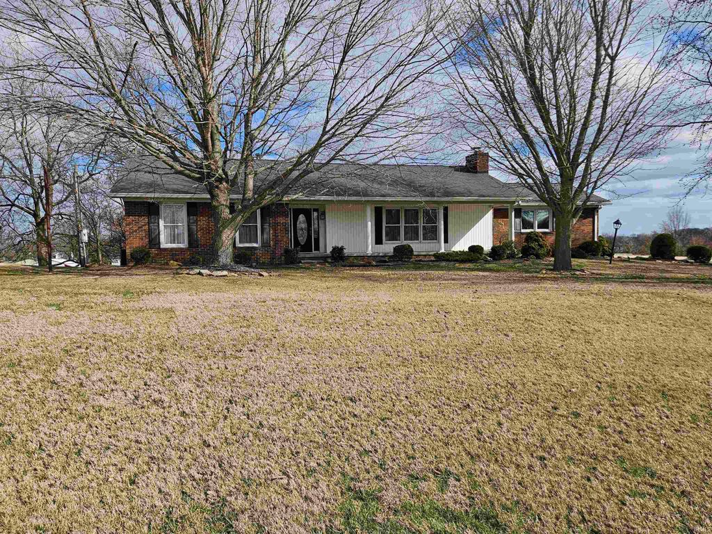 Photo of 804 SE 11th Street, Washington, IN 47501 (MLS # 202540086)