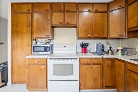 Tiny photo for 60 Inca Court, Lafayette, IN 47909 (MLS # 202608825)