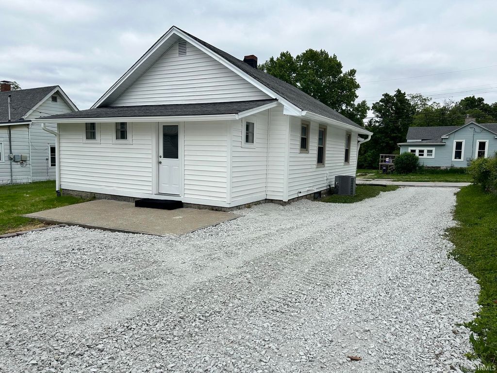 Photo of 316 N College Avenue, Greencastle, IN 46135 (MLS # 202619928)