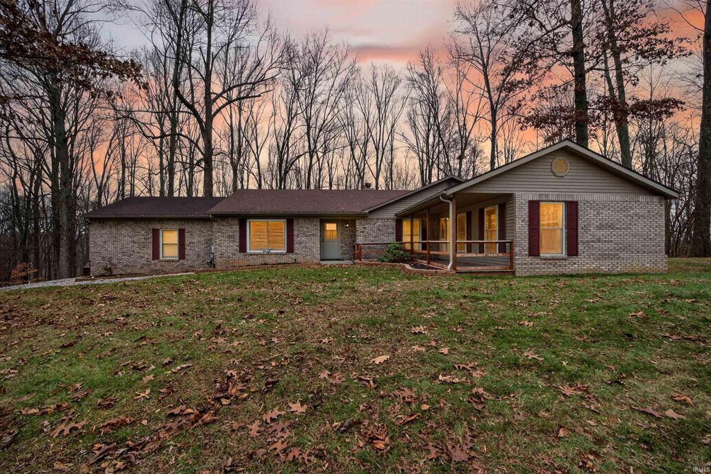 Photo of 206 Woodcliff Way, Bedford, IN 47421 (MLS # 202548547)