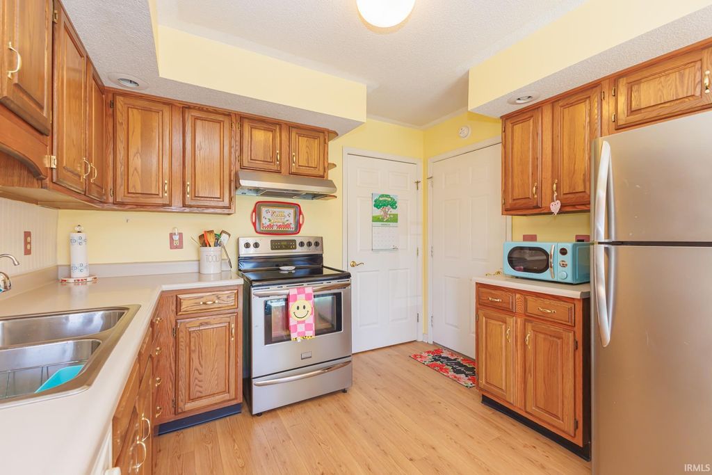 Photo of 4705 E Heritage Circle, Muncie, IN 47303 (MLS # 202607636)