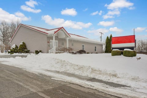 Tiny photo for 2359 16th Street, Bedford, IN 47421 (MLS # 202603588)