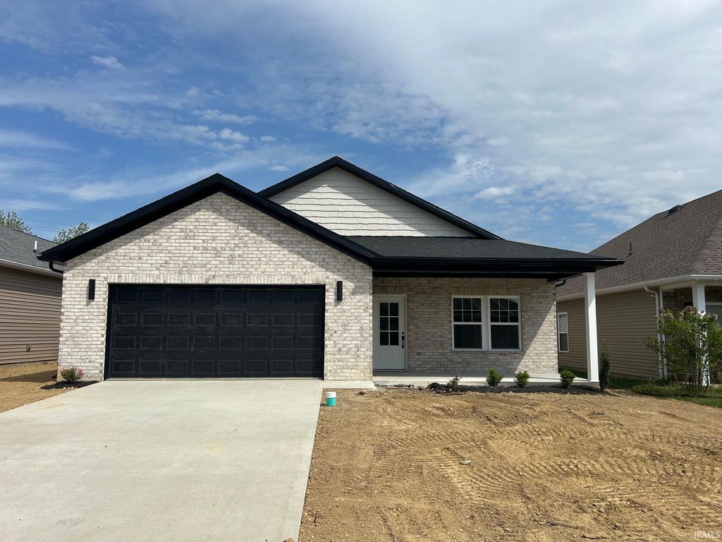 Photo of 3028 Fehme Court, Evansville, IN 47725 (MLS # 202613029)