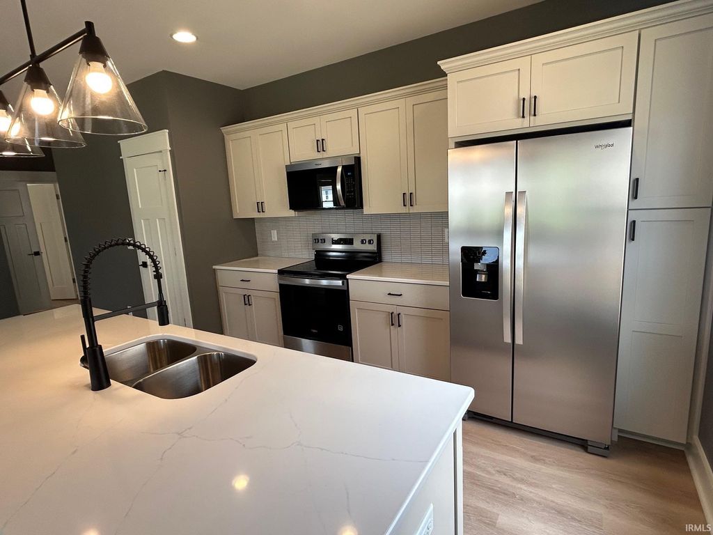 Photo of 3028 Fehme Court, Evansville, IN 47725 (MLS # 202613029)