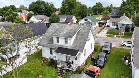 Tiny photo for 331 W 5th Street, Jasper, IN 47546 (MLS # 202623425)