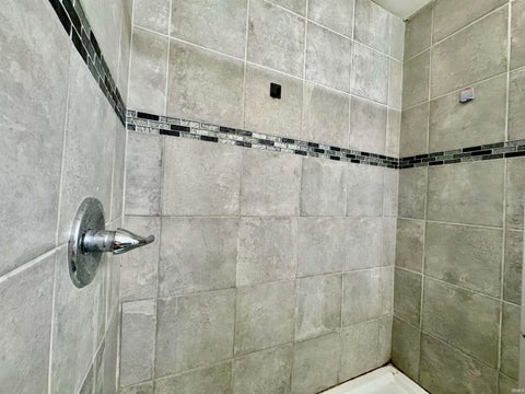 Tiny photo for 1437 E Monroe Street, Kokomo, IN 46901 (MLS # 202640645)