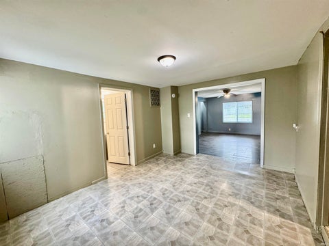 Tiny photo for 1437 E Monroe Street, Kokomo, IN 46901 (MLS # 202640645)