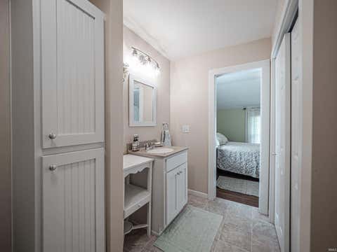 Tiny photo for 11501 Old State Road, Evansville, IN 47725 (MLS # 202635302)