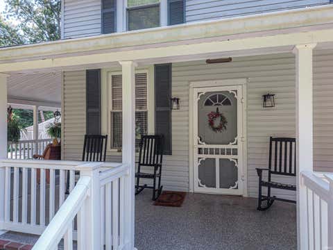 Tiny photo for 11501 Old State Road, Evansville, IN 47725 (MLS # 202635302)