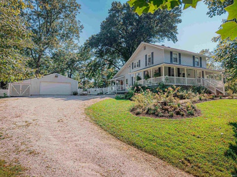 Tiny photo for 11501 Old State Road, Evansville, IN 47725 (MLS # 202635302)
