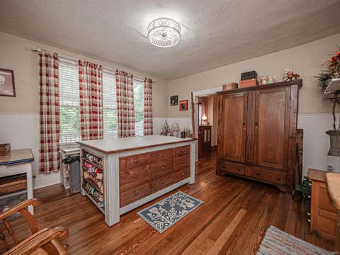 Tiny photo for 11501 Old State Road, Evansville, IN 47725 (MLS # 202635302)
