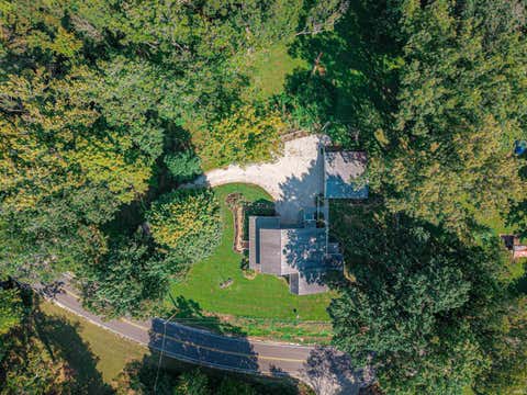 Tiny photo for 11501 Old State Road, Evansville, IN 47725 (MLS # 202635302)