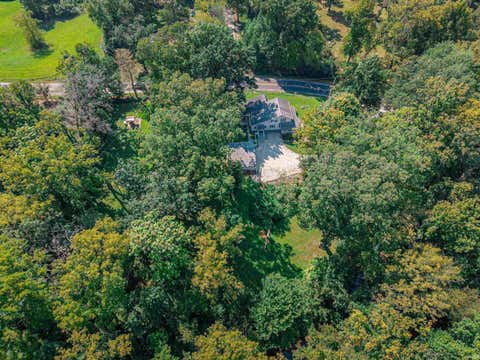 Tiny photo for 11501 Old State Road, Evansville, IN 47725 (MLS # 202635302)