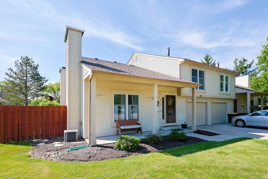 Photo of 5906 Sawmill Woods Court, Fort Wayne, IN 46835 (MLS # 202620819)