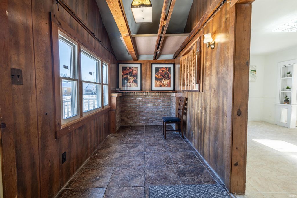 Photo of 3522 Oliver Street, Fort Wayne, IN 46806 (MLS # 202548248)