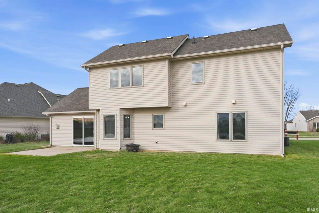 Photo of 3315 Crooked Cove, Fort Wayne, IN 46818 (MLS # 202549658)