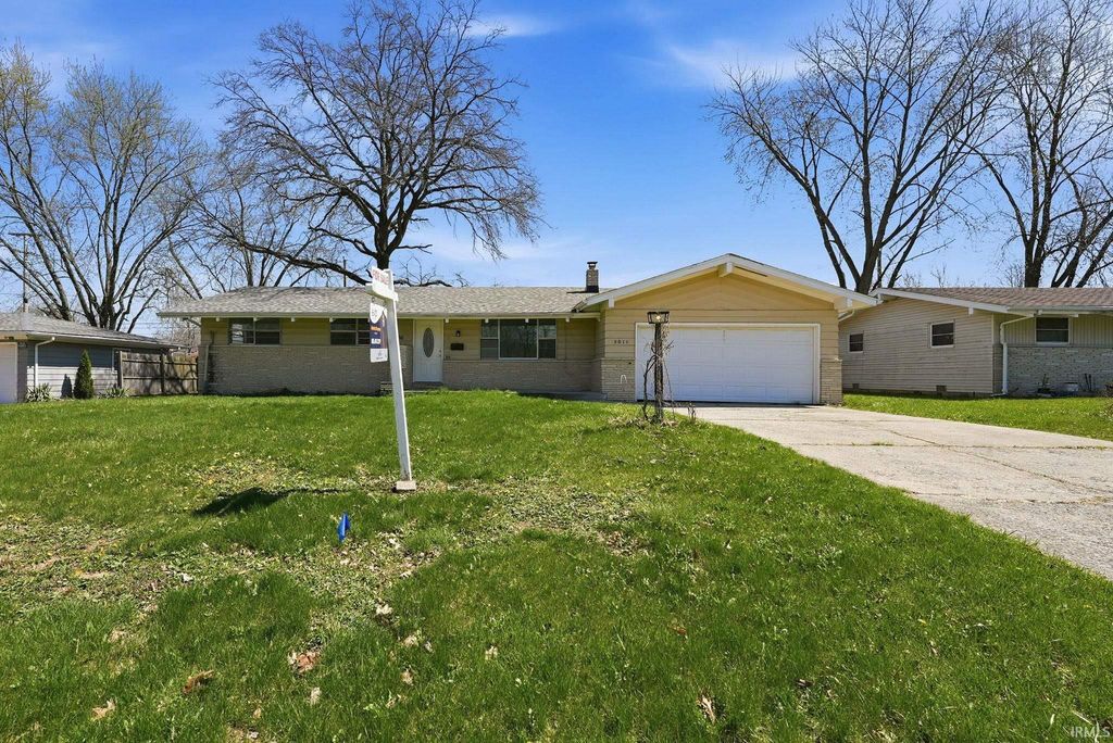 Photo of 5011 Christofer Lane, Fort Wayne, IN 46806 (MLS # 202615052)