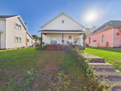 Photo of 1018 S 15th Street, New Castle, IN 47362 (MLS # 202641946)