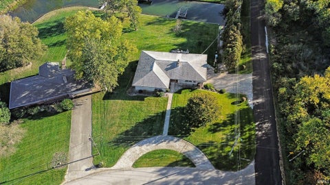 Tiny photo for 8 EMS C29a LN, Warsaw, IN 46580 (MLS # 202643585)