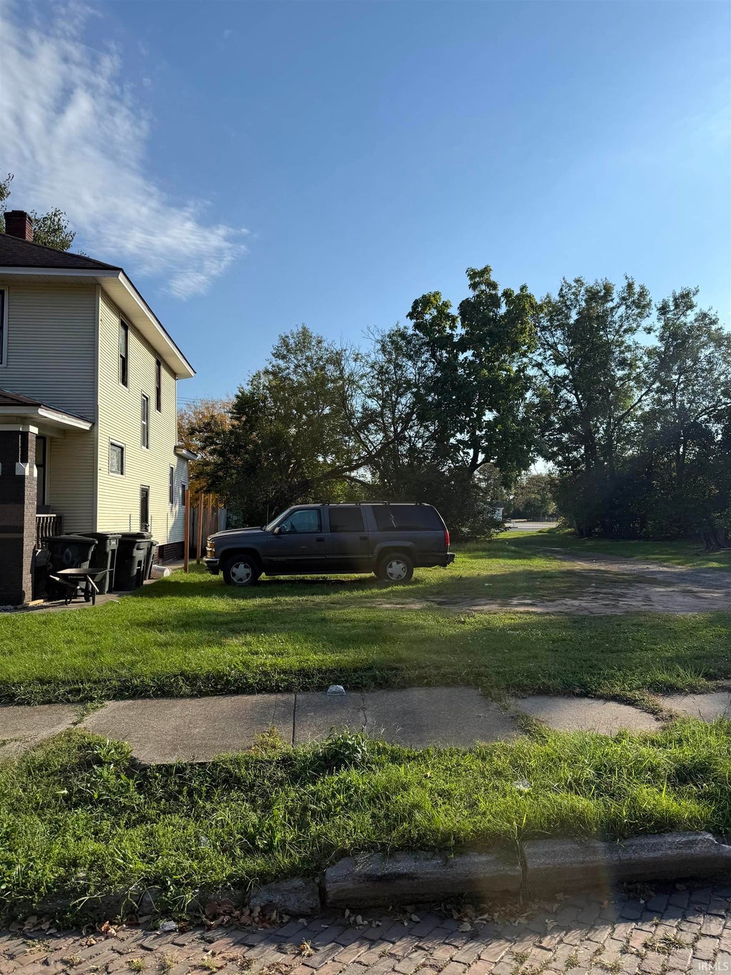 Photo of 1018 Napier Street, South Bend, IN 46615 (MLS # 202642356)