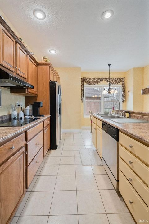 Tiny photo for 1790 HUNTERS COVE Circle, Kokomo, IN 46902 (MLS # 202602832)