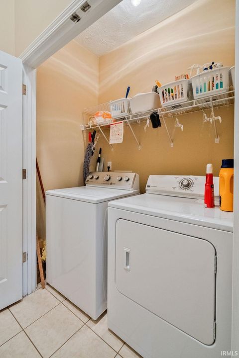 Tiny photo for 1790 HUNTERS COVE Circle, Kokomo, IN 46902 (MLS # 202602832)