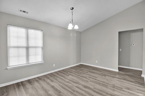 Tiny photo for 1005 Live Oak Court, Kokomo, IN 46901 (MLS # 202620693)