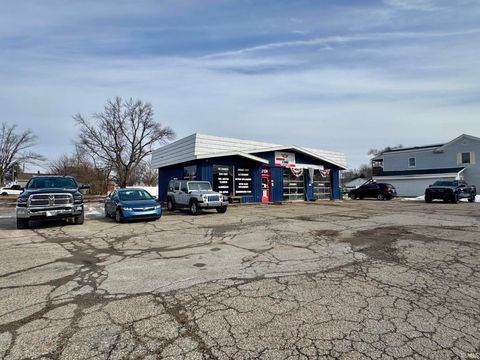 Tiny photo for 308 E Main Street, Greentown, IN 46936 (MLS # 202604401)