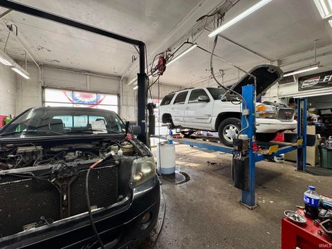 Tiny photo for 308 E Main Street, Greentown, IN 46936 (MLS # 202604401)