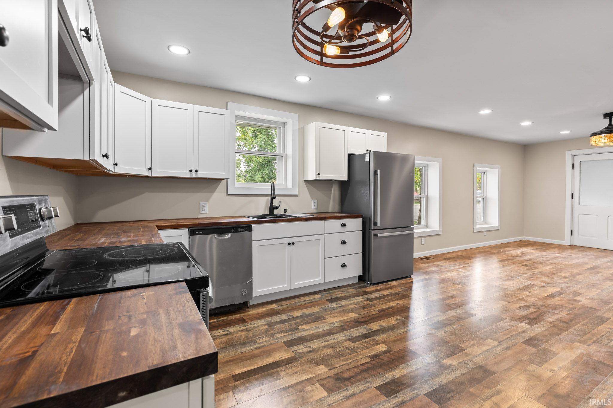 201 W Colonial Street, Kempton, IN 46049 | MLS 202533711 | Listing ...