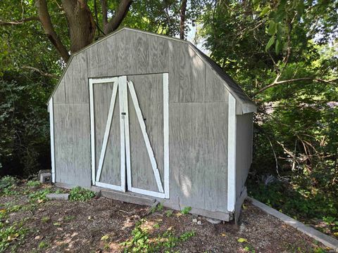 Tiny photo for 131 Grove Street, Logansport, IN 46947 (MLS # 202534415)