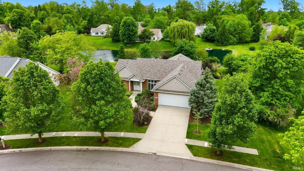 Photo of 9421 Wawasee Cove, Fort Wayne, IN 46804 (MLS # 202619090)