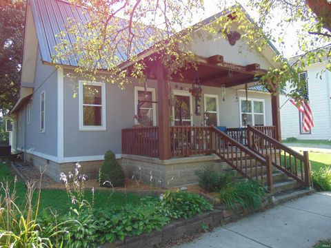 Photo of 515 N Wilson Street, Delphi, IN 46923 (MLS # 202629487)