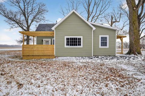 Photo of 3948 S 1100 EAST, Greentown, IN 46936 (MLS # 202602498)