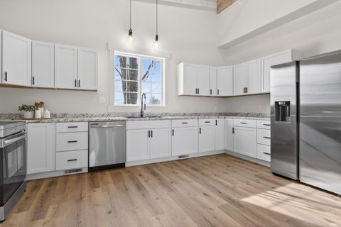 Tiny photo for 3948 S 1100 EAST, Greentown, IN 46936 (MLS # 202602498)