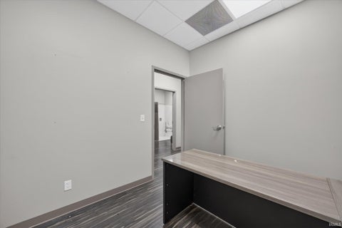Tiny photo for 2917 S McIntire Drive, Bloomington, IN 47403 (MLS # 202643540)
