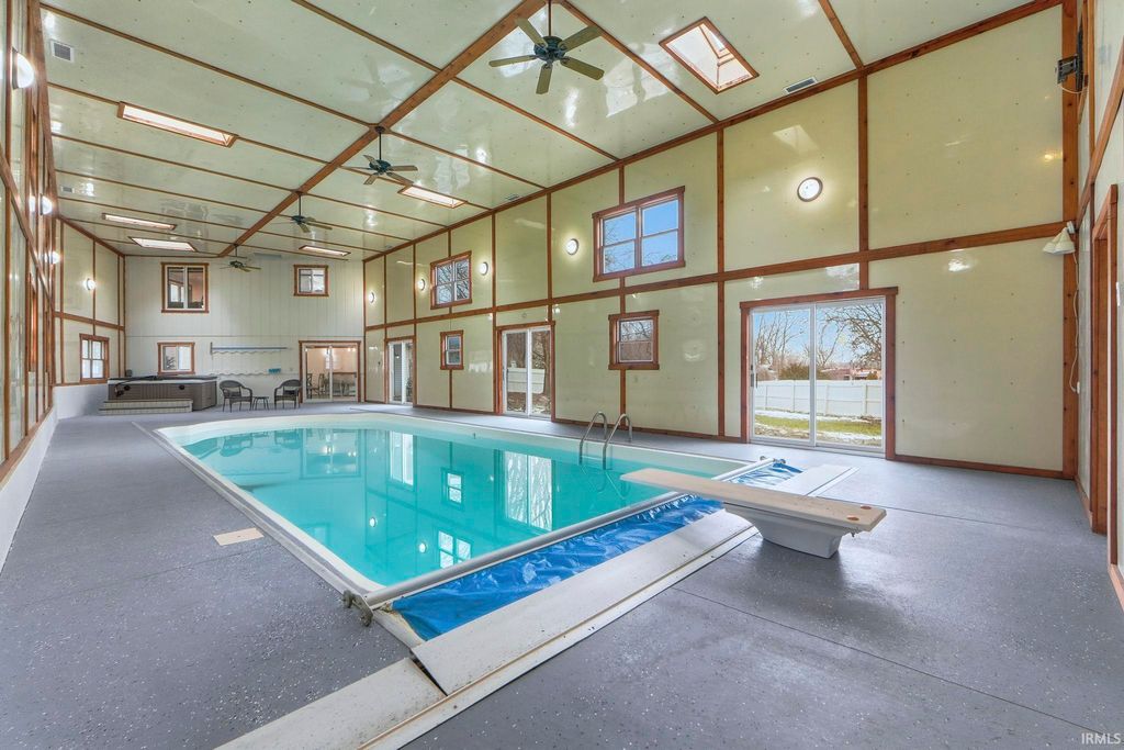 Photo of 4299 E 1000 N, Roanoke, IN 46783 (MLS # 202548953)