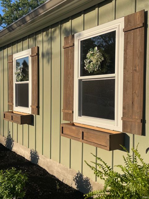 Tiny photo for 2721 S 18th Street, Lafayette, IN 47909 (MLS # 202619293)