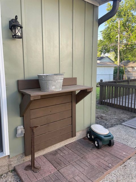 Tiny photo for 2721 S 18th Street, Lafayette, IN 47909 (MLS # 202619293)