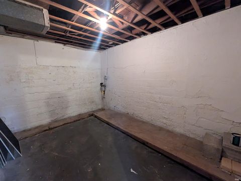 Tiny photo for 3501 Webster Street, Fort Wayne, IN 46807 (MLS # 202618430)