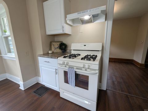 Tiny photo for 3501 Webster Street, Fort Wayne, IN 46807 (MLS # 202618430)