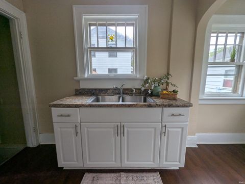 Tiny photo for 3501 Webster Street, Fort Wayne, IN 46807 (MLS # 202618430)