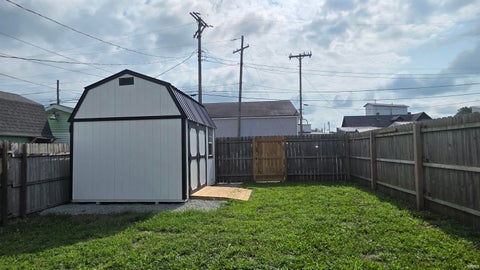 Tiny photo for 815 Monroe Street, Rochester, IN 46975 (MLS # 202632315)