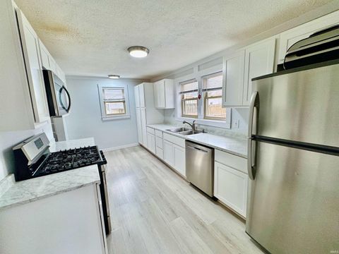 Tiny photo for 1105 N Woodburn Avenue, Bloomington, IN 47404 (MLS # 202603745)