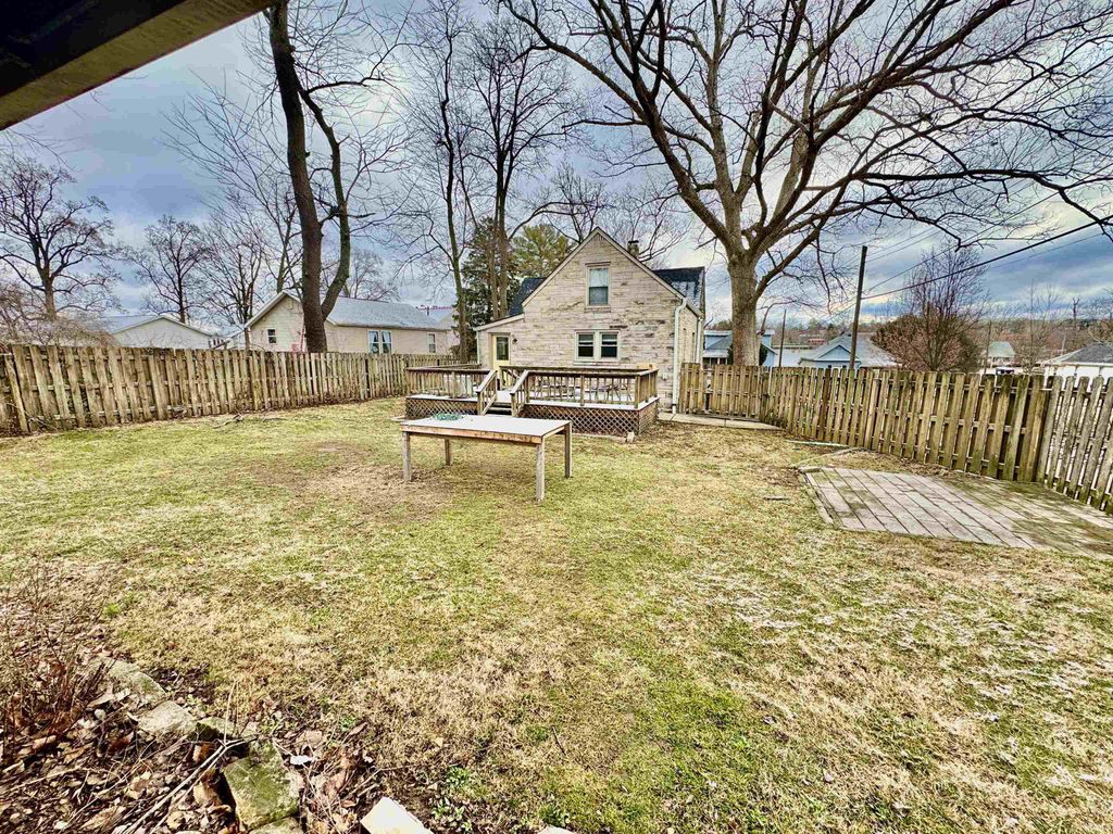 Photo of 1105 N Woodburn Avenue, Bloomington, IN 47404 (MLS # 202603745)