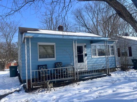Photo of 217 NW 17th Street, Richmond, IN 47374 (MLS # 202604863)