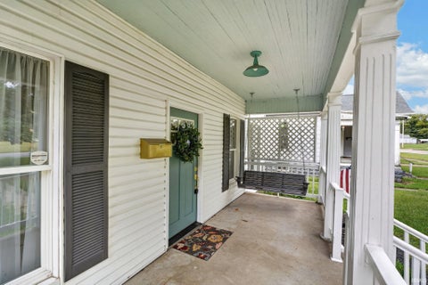 Tiny photo for 918 N Mulberry Street, Mount Carmel, IL 62863 (MLS # 202639707)