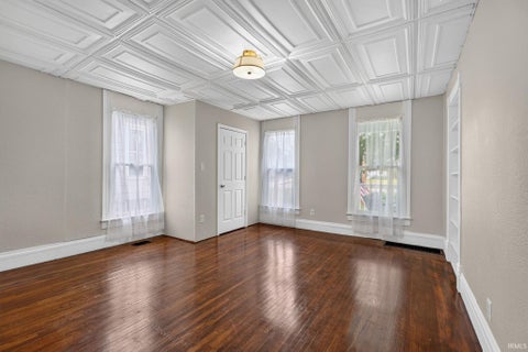 Tiny photo for 918 N Mulberry Street, Mount Carmel, IL 62863 (MLS # 202639707)