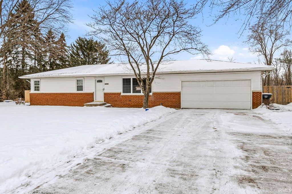 Photo of 12363 Ashland Street, Granger, IN 46530 (MLS # 202549918)