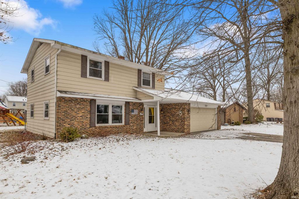 Photo of 6822 Forest Glen Court, Fort Wayne, IN 46815 (MLS # 202602271)